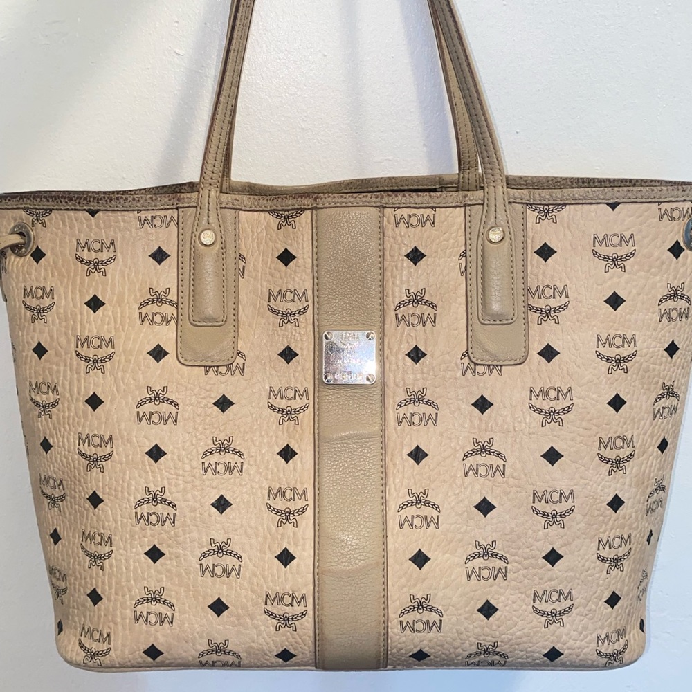 AUTHENTIC MCM Liz Reversible Visetos Shopper in Tan (used)